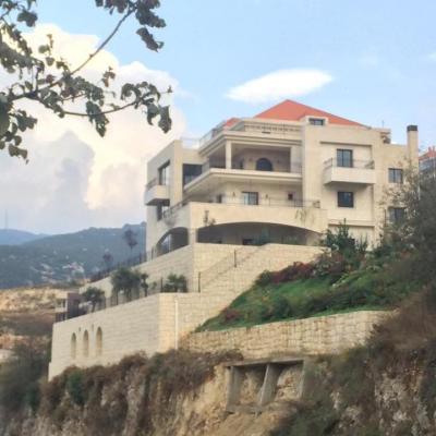 92229978 2714452161986157 5597808563968802816 N